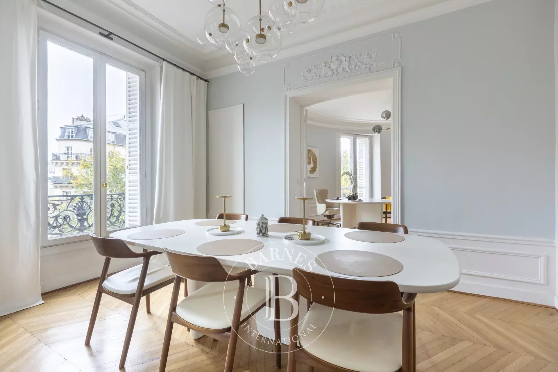 Paris 8 Étoile / Wagram - Renovated 3rd floor corner apartment - 3 or 4 bedrooms - picture 7
