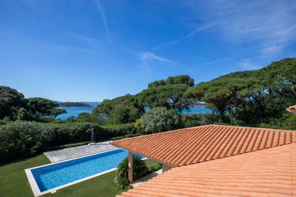 Luxury Villa in Les Parcs de Saint-Tropez | Sea View Family Estate — photo 2