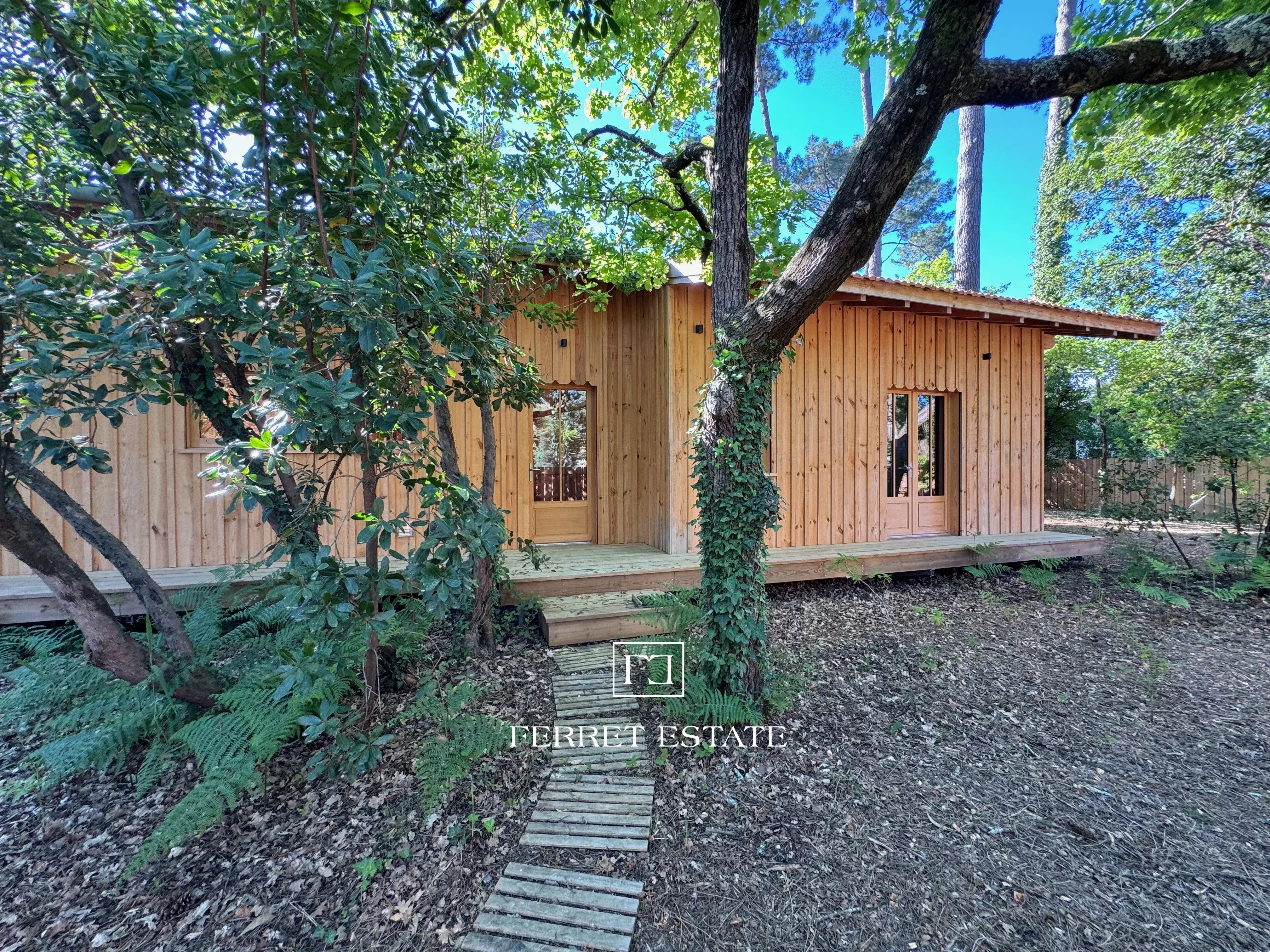 Charmante cabane neuve
