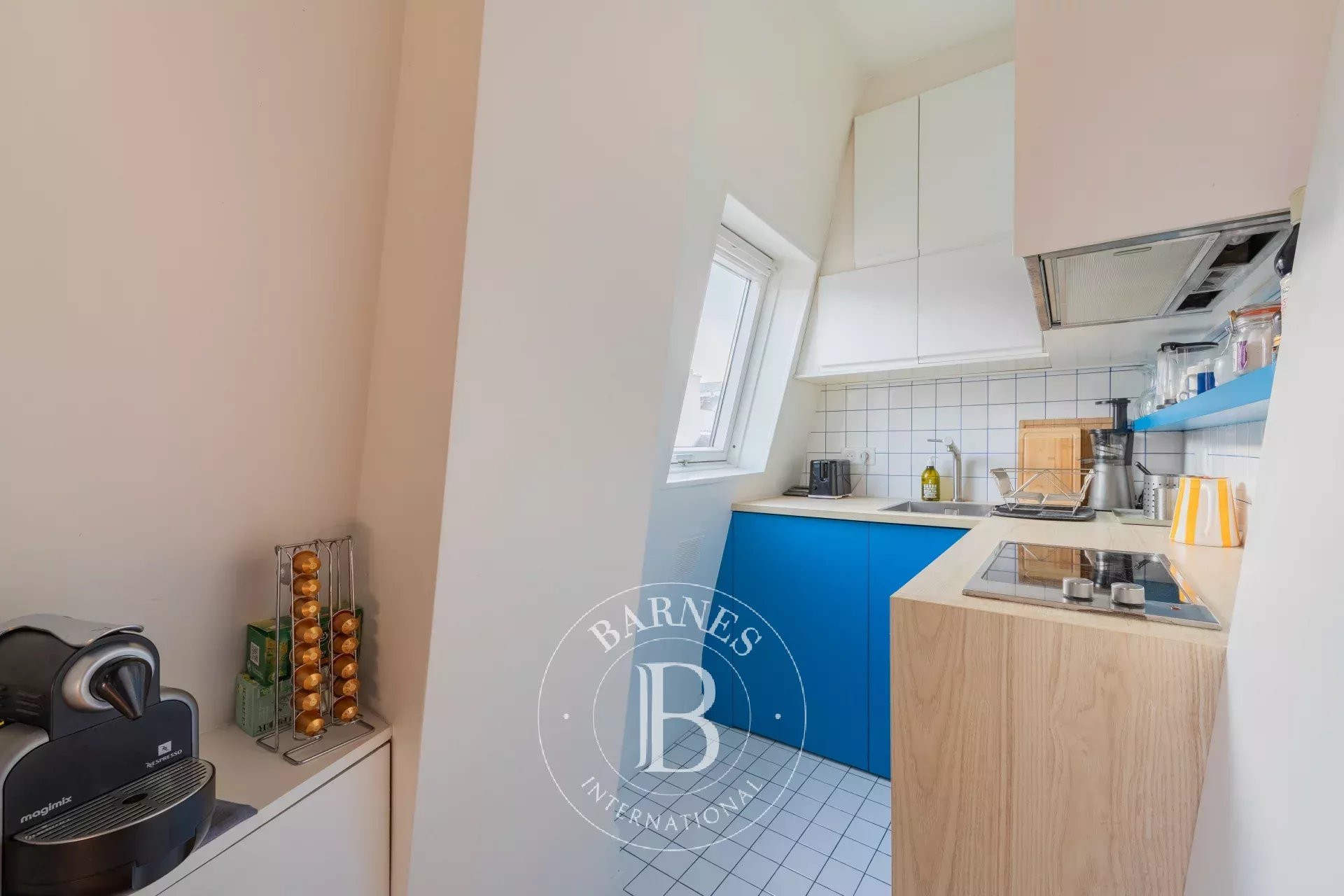 Daire Paris 3ème - picture 8