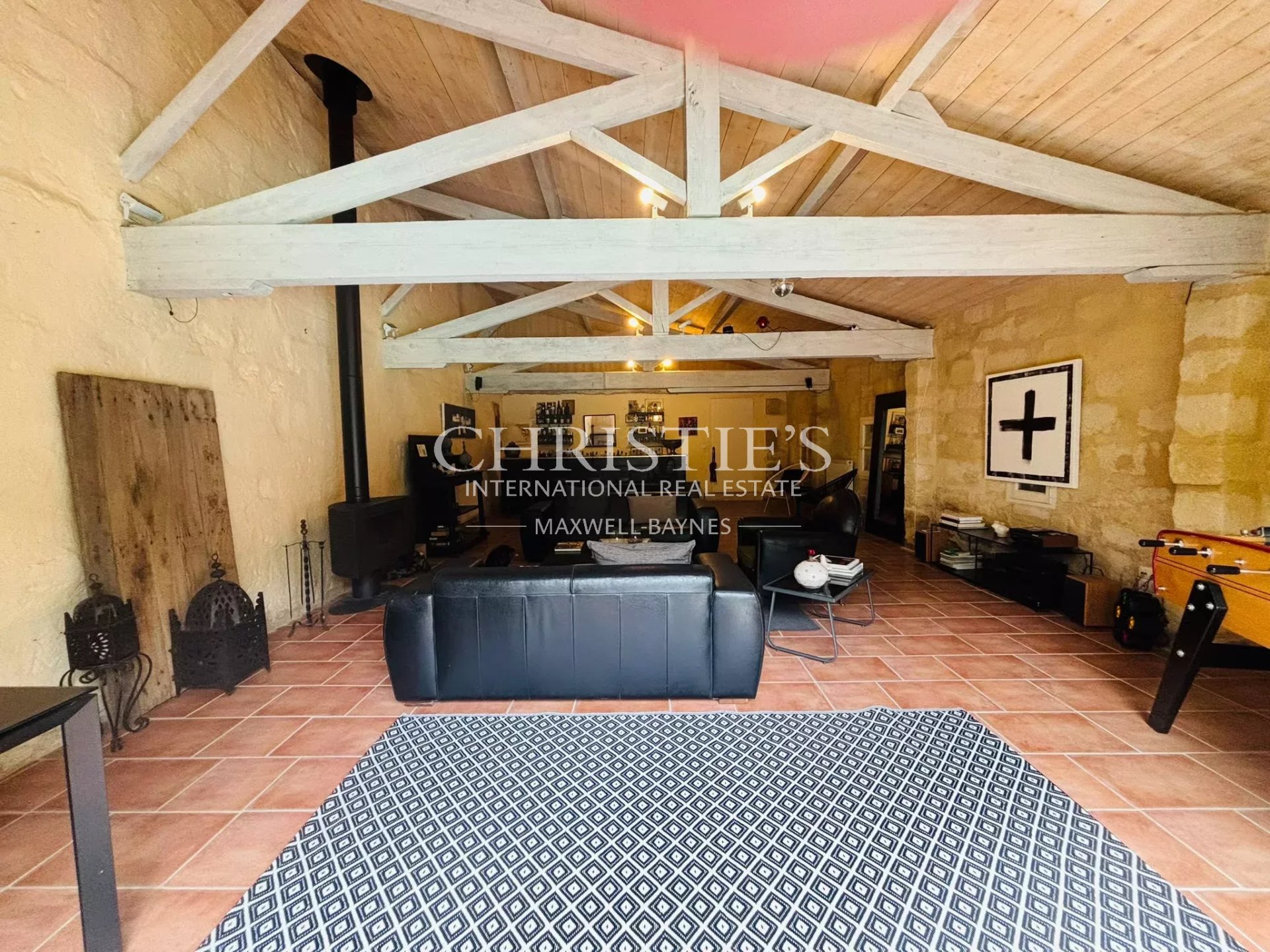 9 Bedroom Villa/Townhouse's Image 29