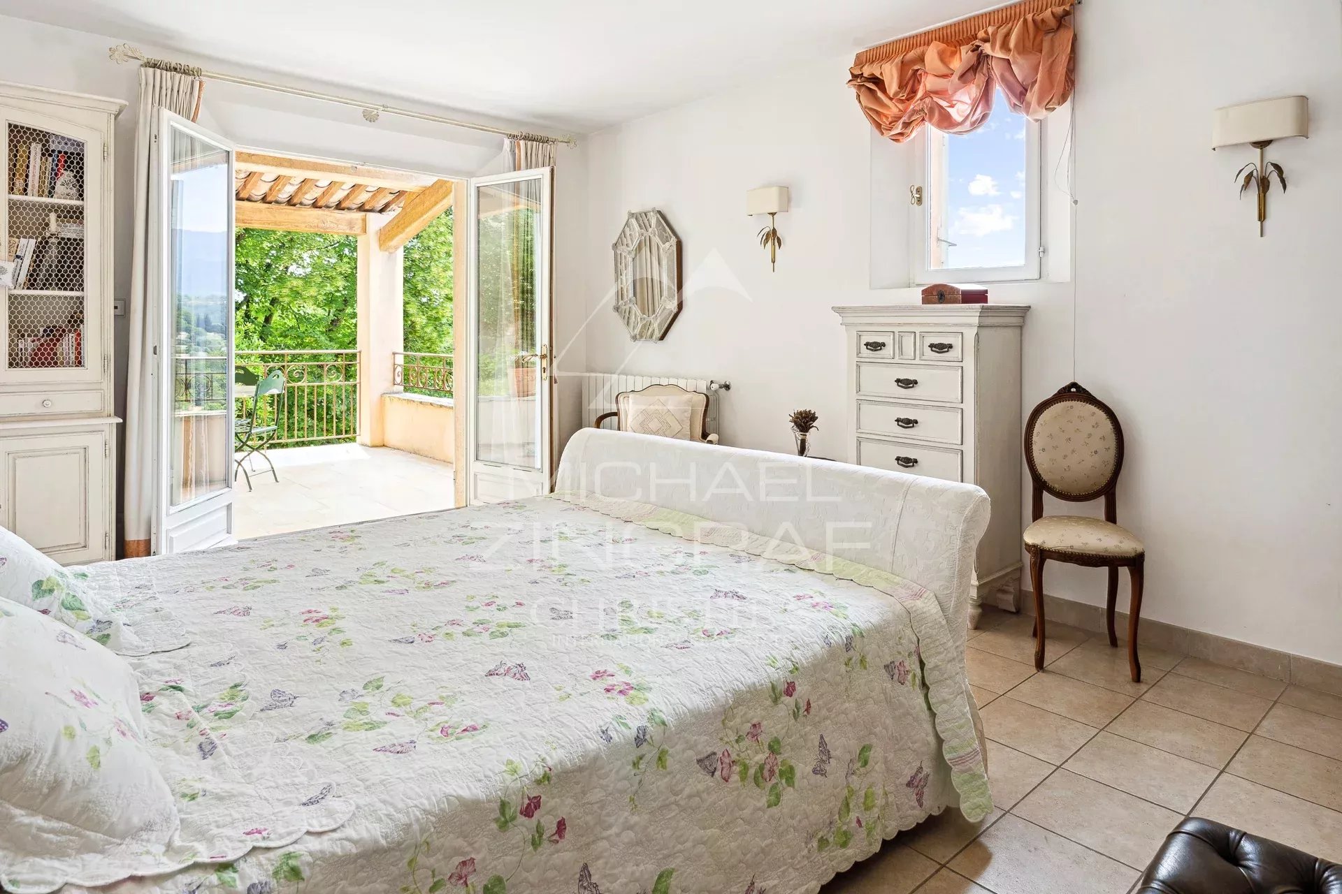 3 Bedroom Villa/Townhouse's Image 4