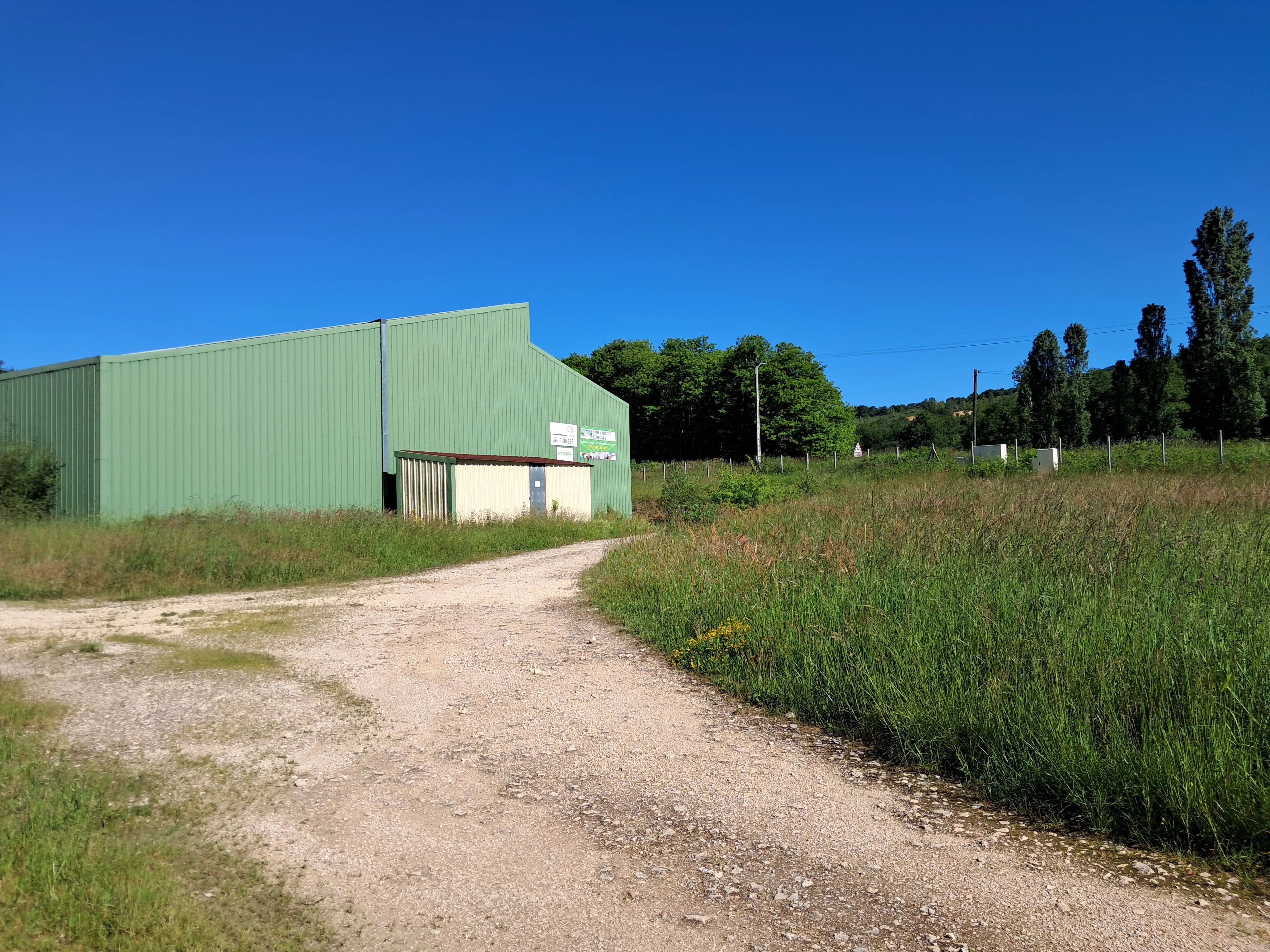 Location Hangar Aurignac