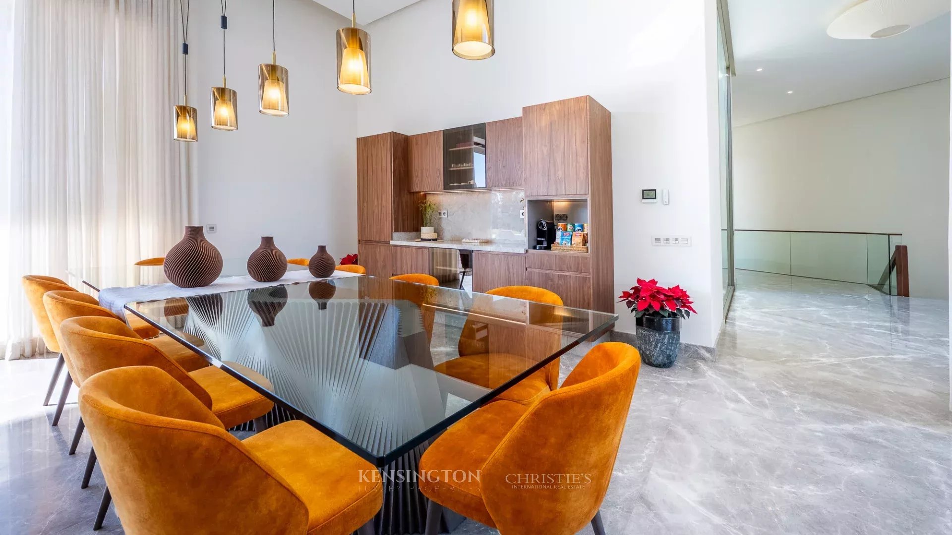 8 Bedroom Villa/Townhouse's Image 22