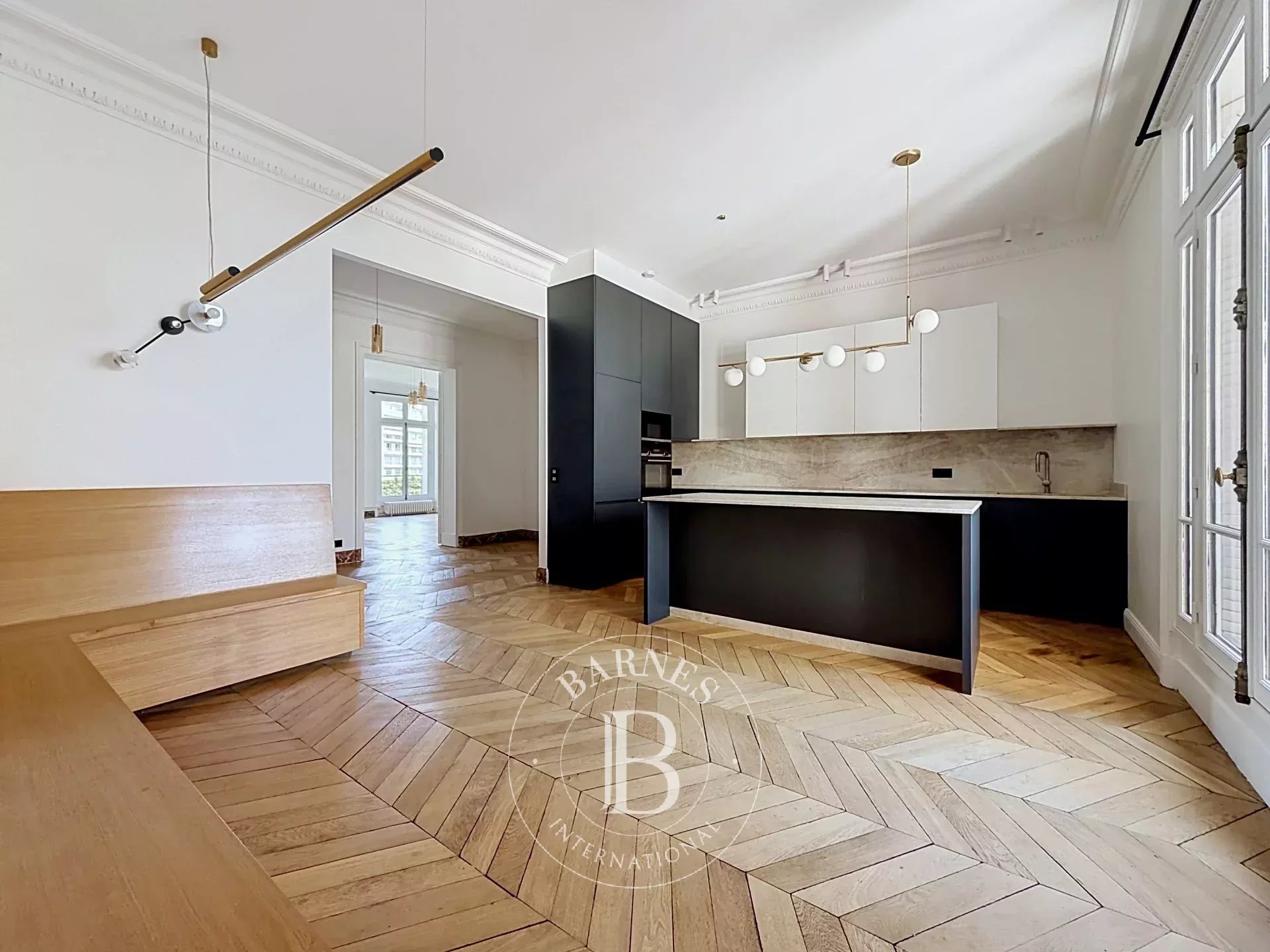 Paris  - Apartment 5 Bedrooms - picture 6