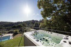 Valbonne Luxurious Villa for sale with Jacuzzi and Guest House — photo 5 of 8