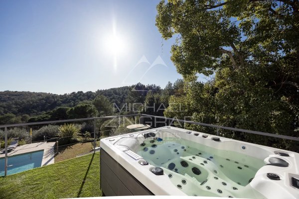 Valbonne Luxurious Villa for sale with Jacuzzi and Guest House — photo 5