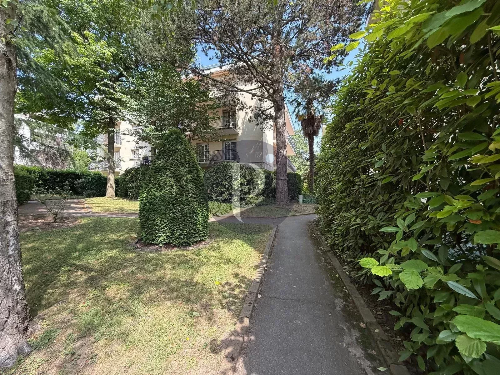 vente-appartement-5-pieces-sceaux-85994398