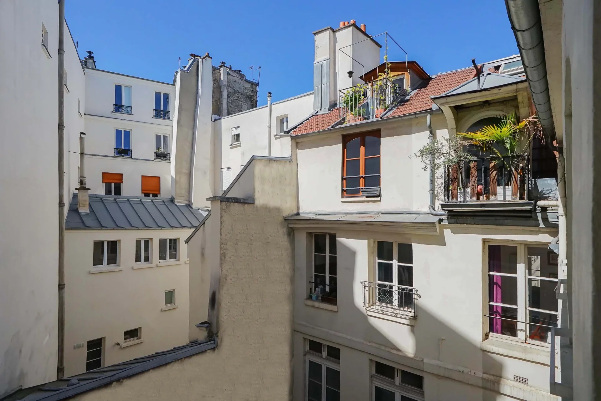 Paris 3e - MARCHÉ DES ENFANTS ROUGES