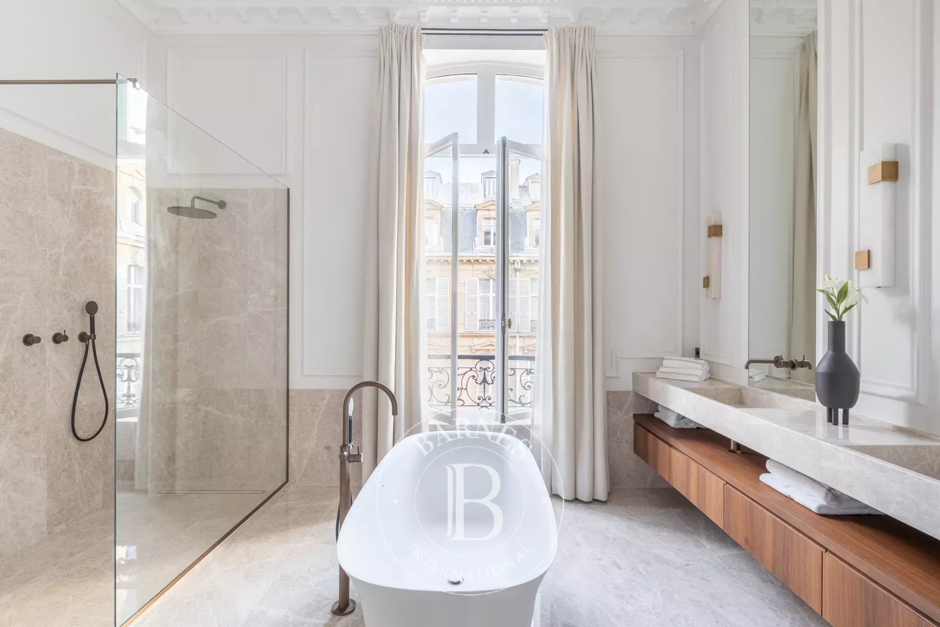 Paris  - Apartment 3 Bedrooms - picture 6