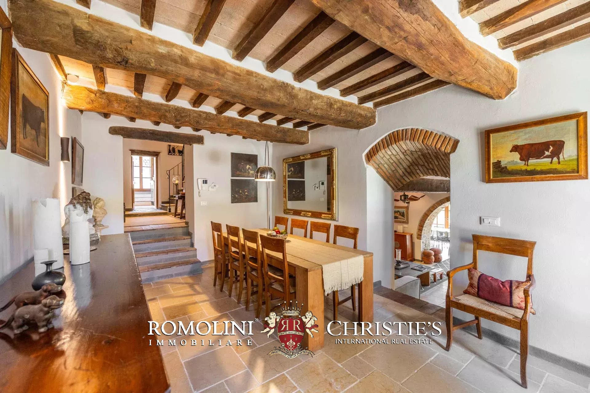 9 Bedroom Villa/Townhouse's Image 34
