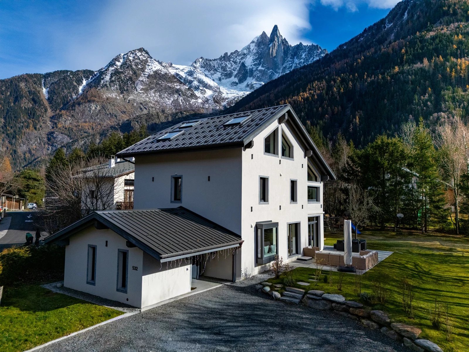 Photo of Fully renovated 4-bedroom maison de pays in Plaine des Praz, Chamonix