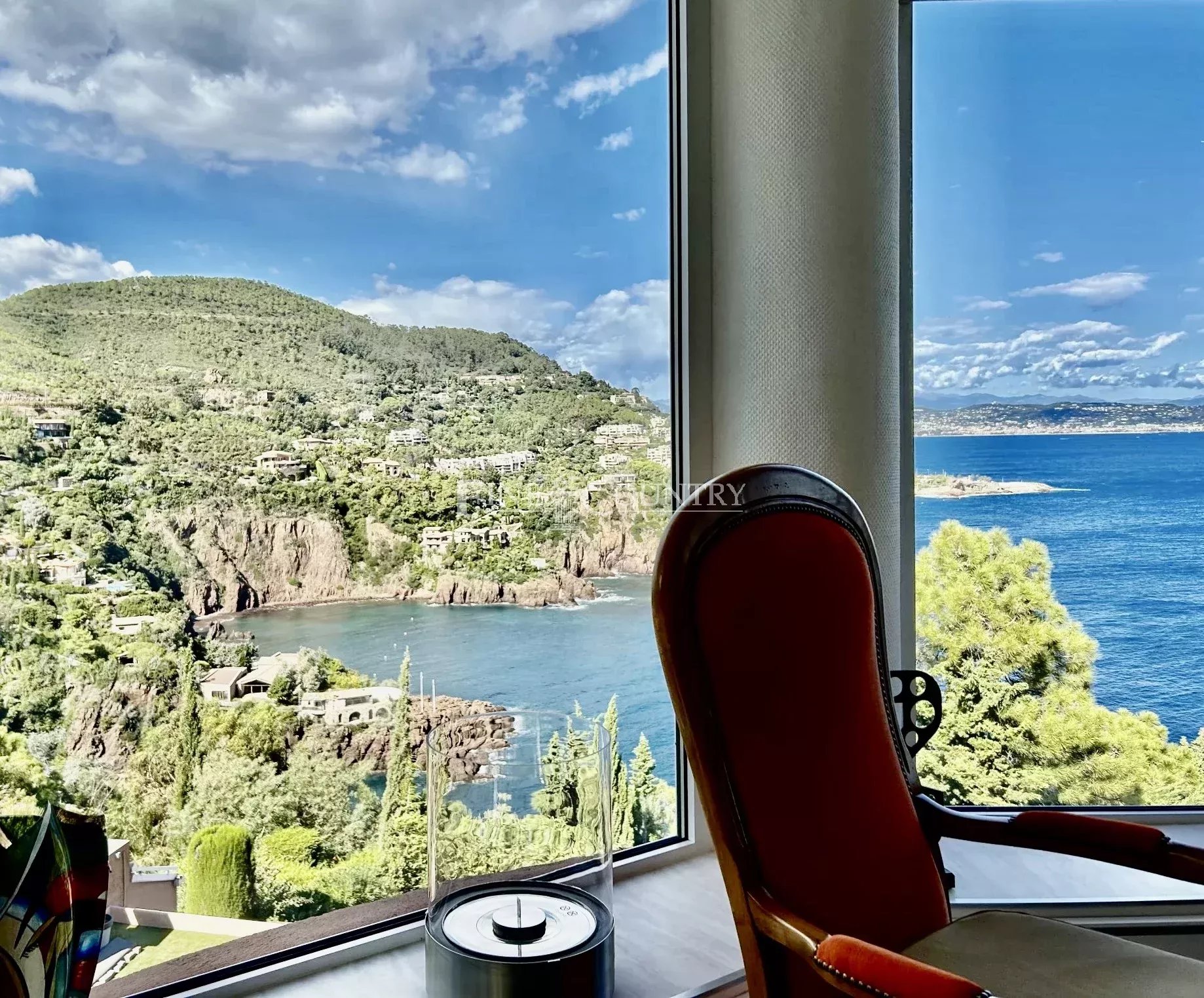 Photo of Sea View Apartment for sale in Theoule-sur-Mer