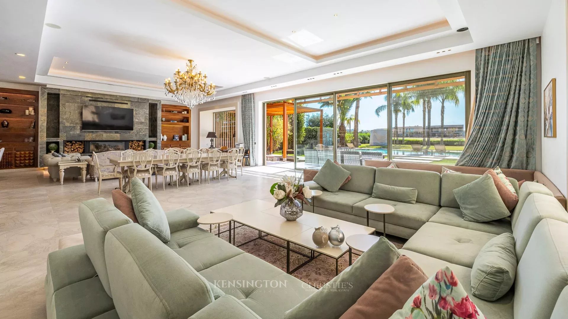 6 Bedroom Villa/Townhouse's Image 7