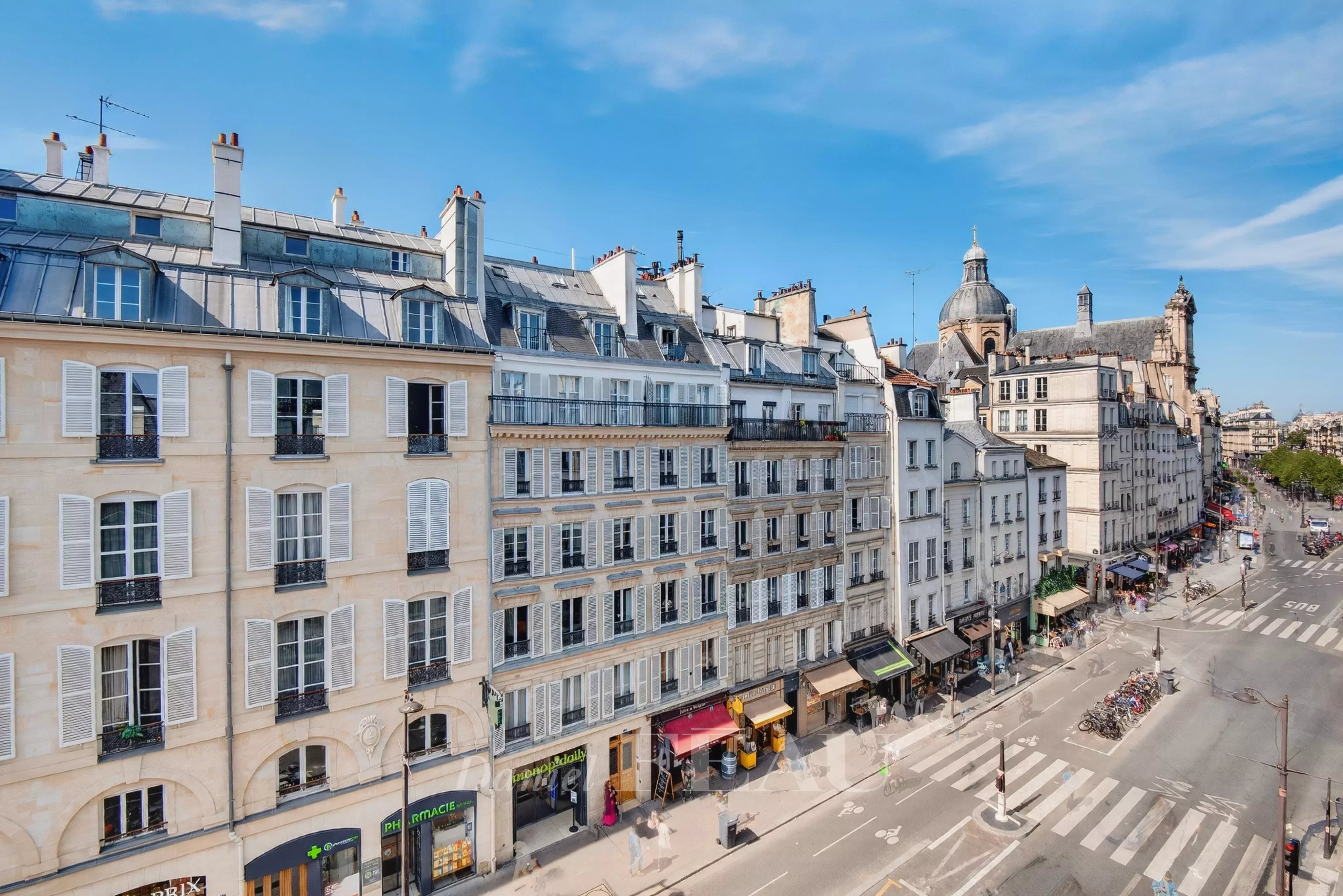 Paris 4th District – An ideal pied a terre in a prime location