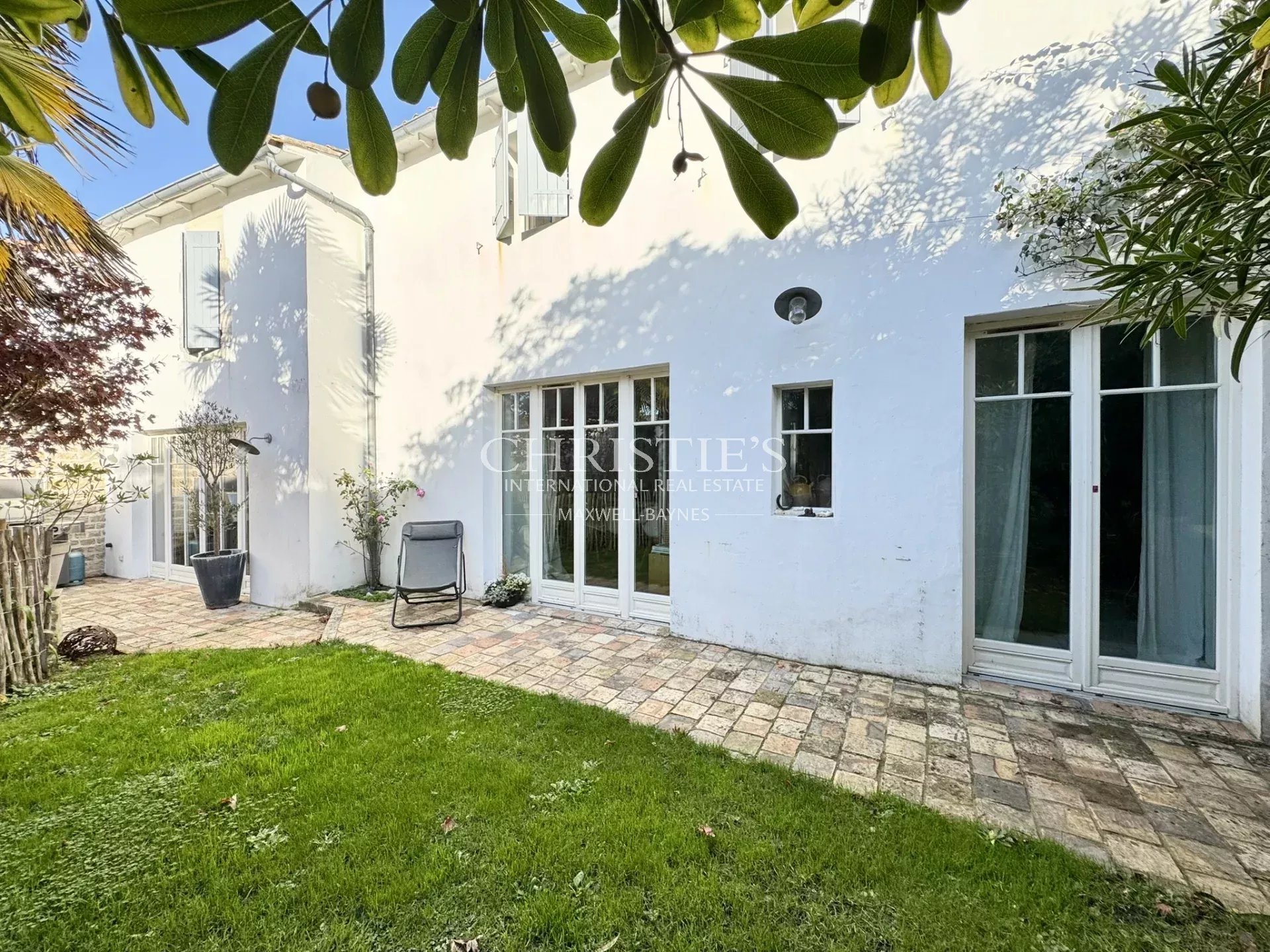 5 Bedroom Villa/Townhouse's Image 33