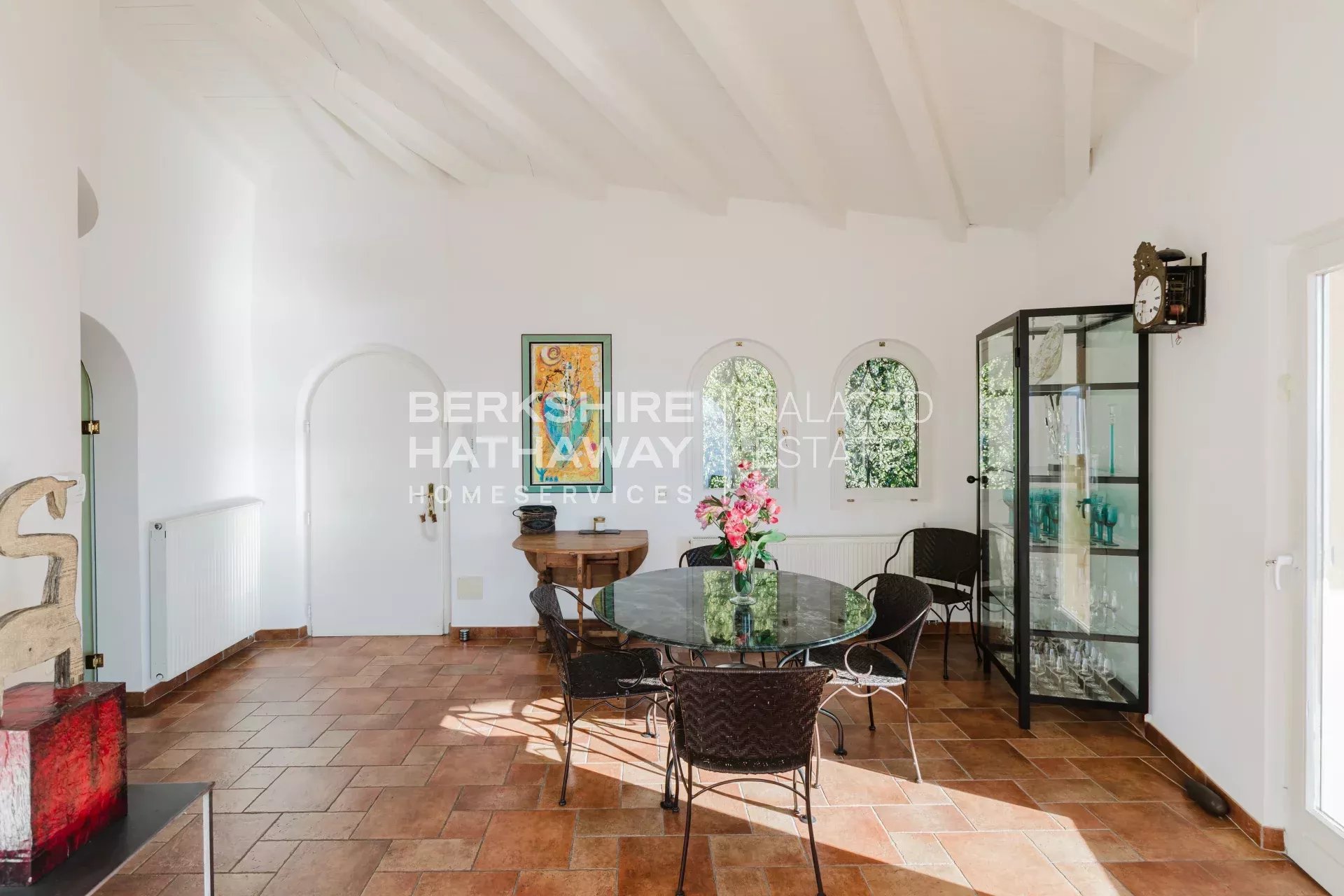 Villa moderna di lusso con vista panoramica sul Lago Maggiore e sulle Alpi