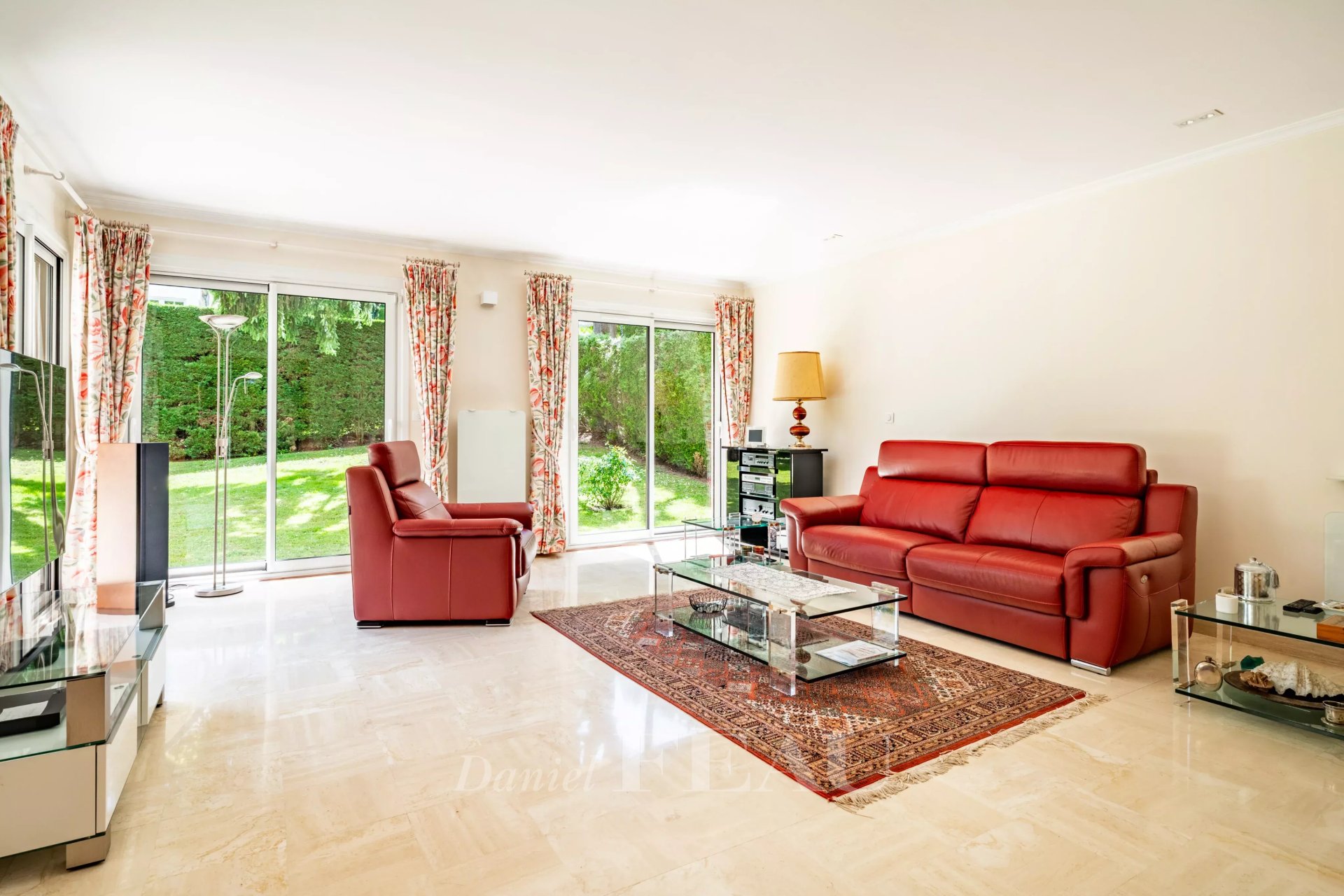 5 Bedroom Villa/Townhouse's Image 4
