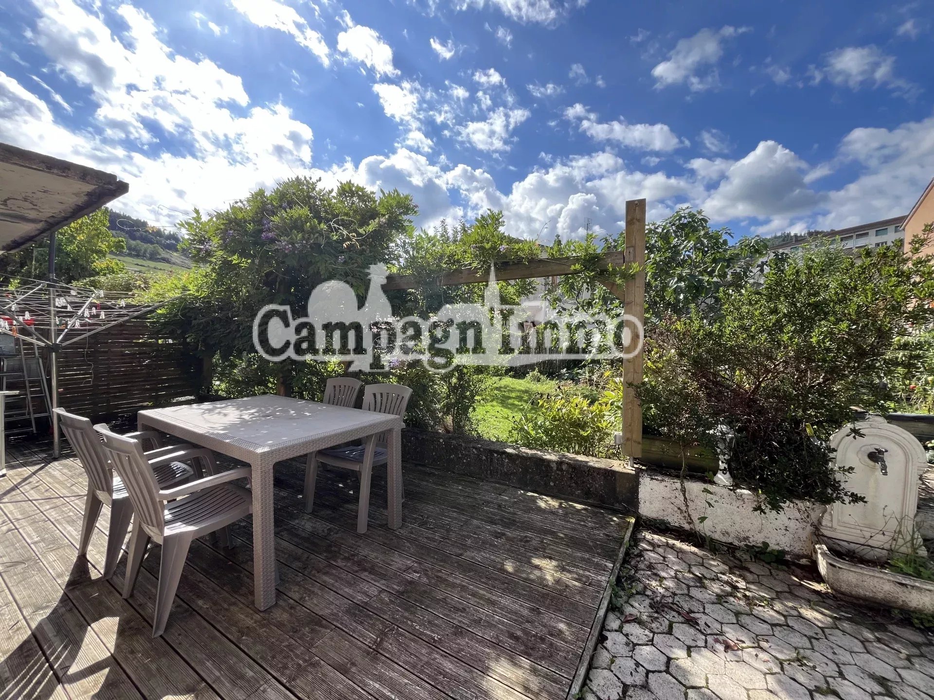 Agence immobilière de 