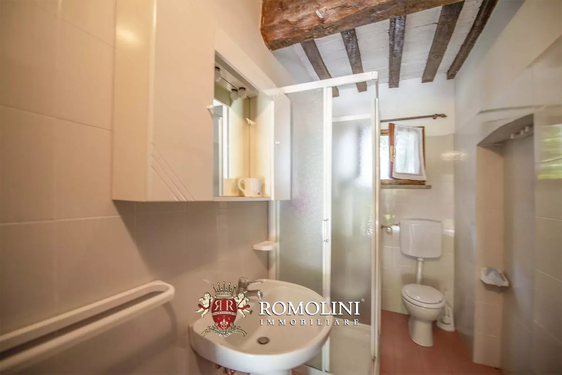 33 Bedroom Villa/Townhouse's Image 44