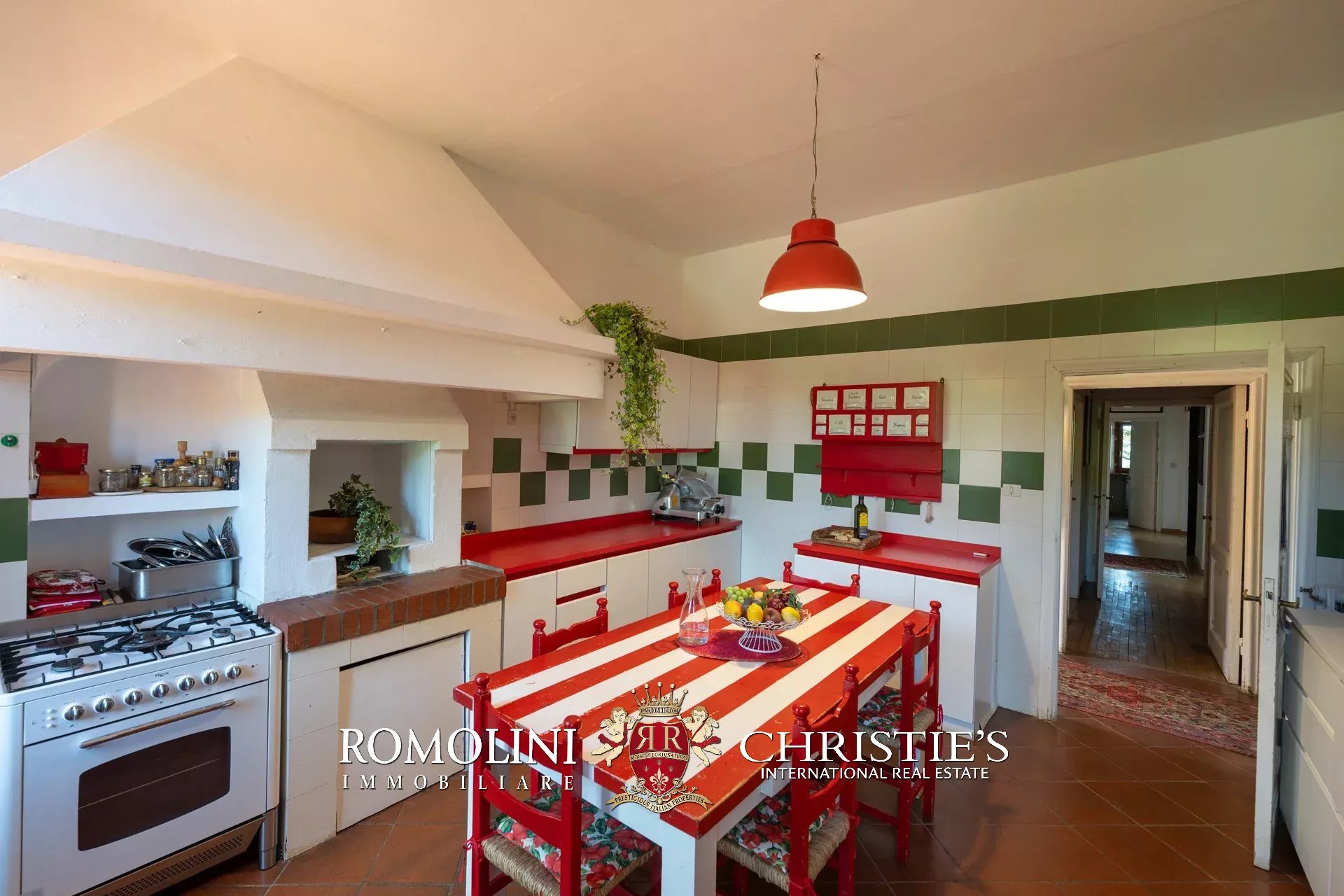 9 Bedroom Villa/Townhouse's Image 58
