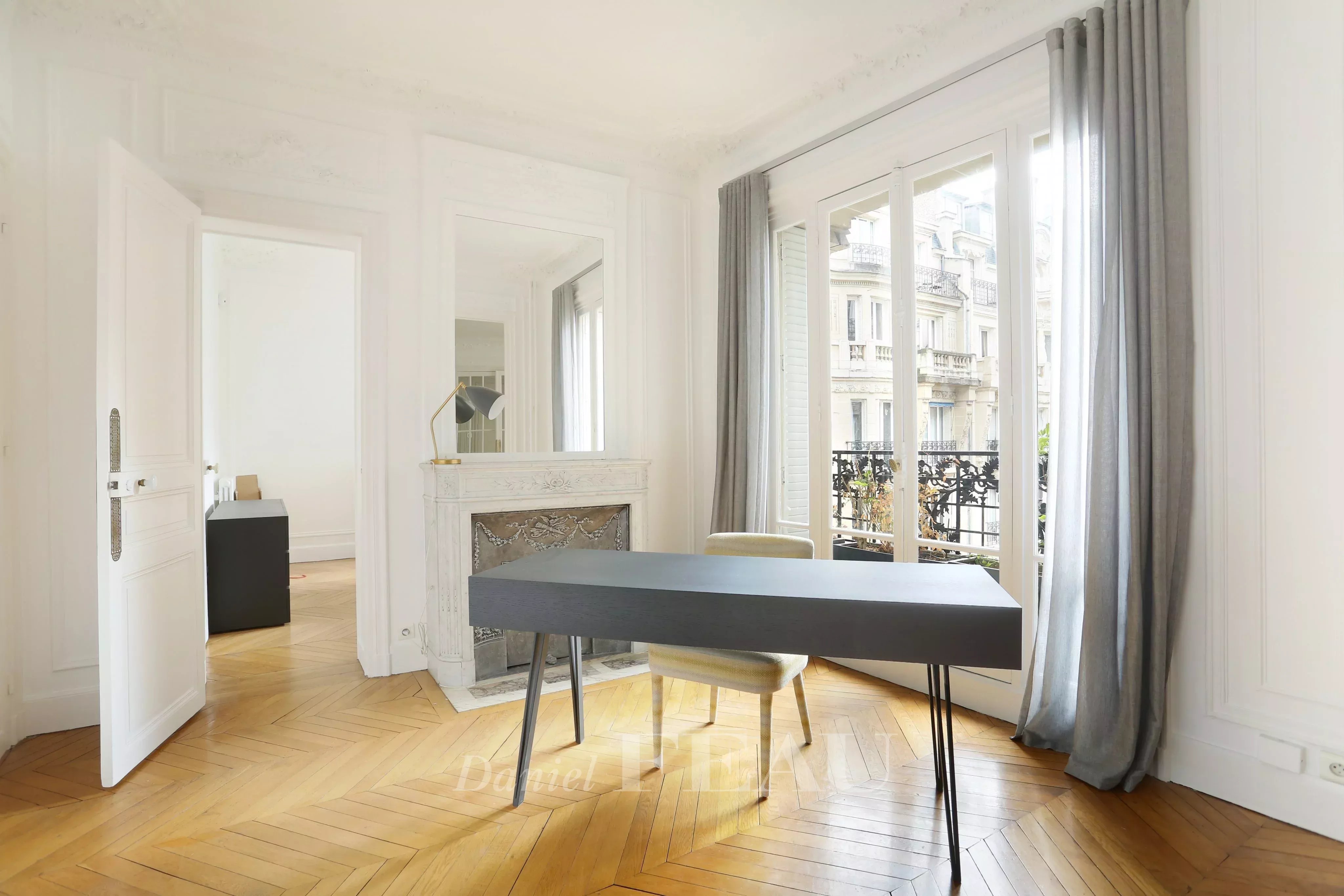 Rental Apartment Paris 16th