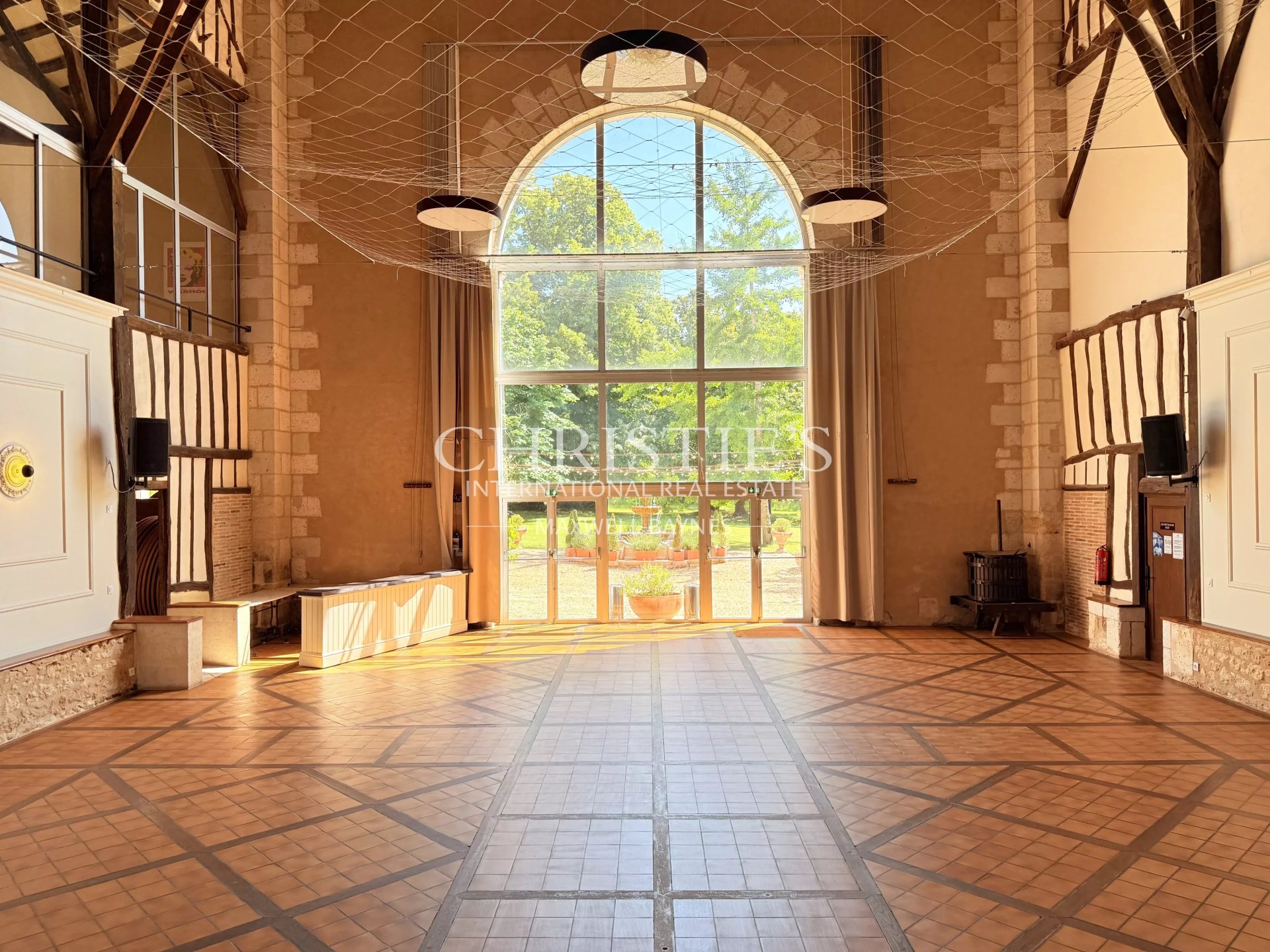 53 Bedroom Chateau's Image 51