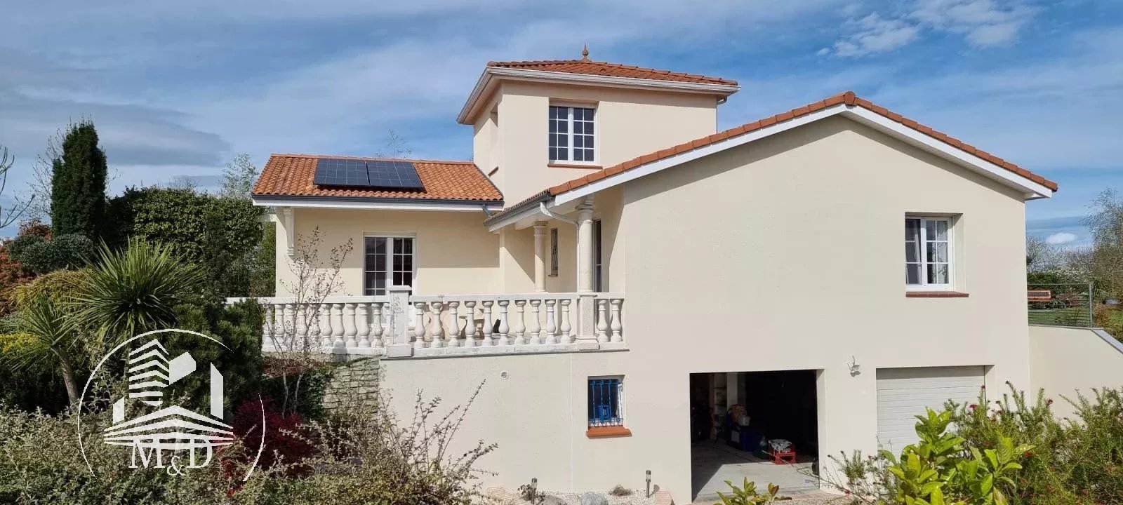 Agence immobilière de 