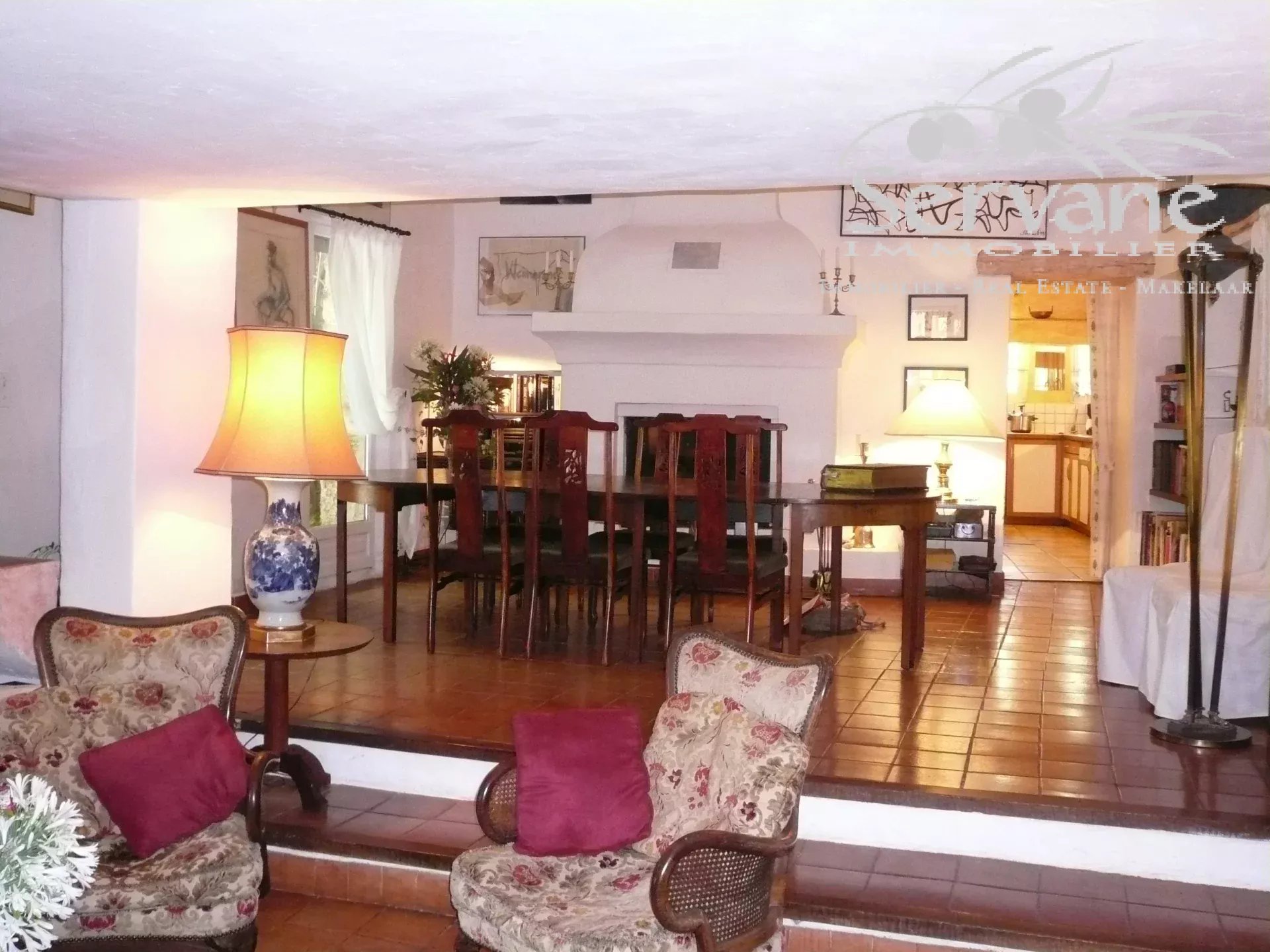 FOR SALE STONE PROPERTY WITH ANNEXES