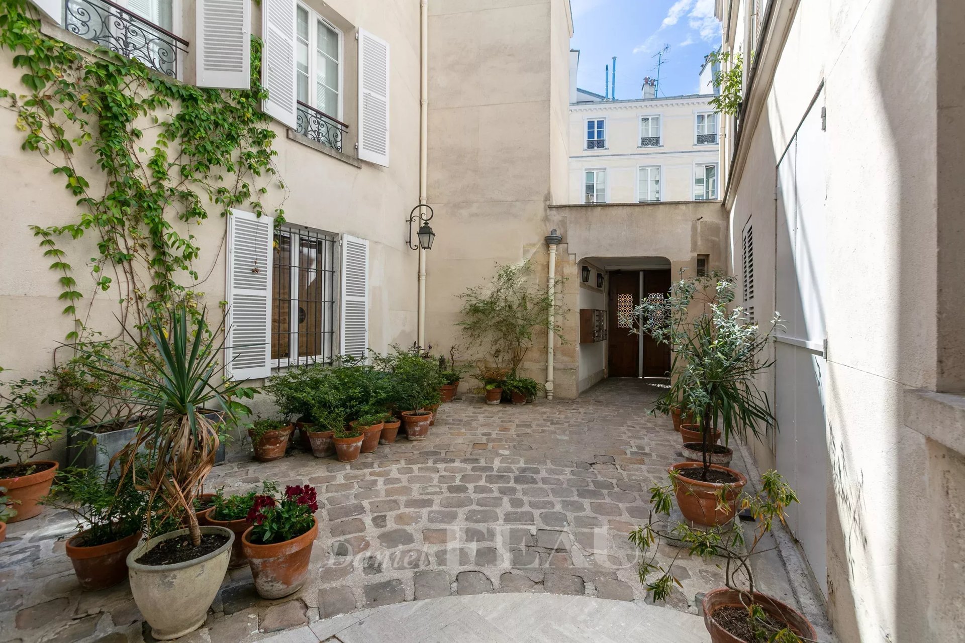 1 Bedroom Apartment/Flat's Image 13