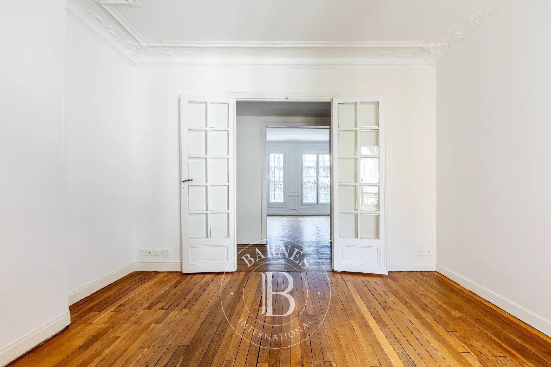 Paris  - Apartment 4 Bedrooms - picture 10