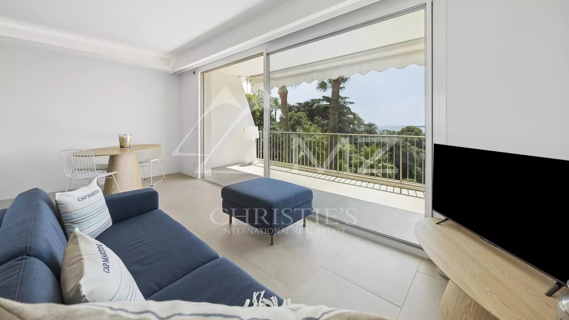 1 Bedroom Apartment/Flat's Image 3