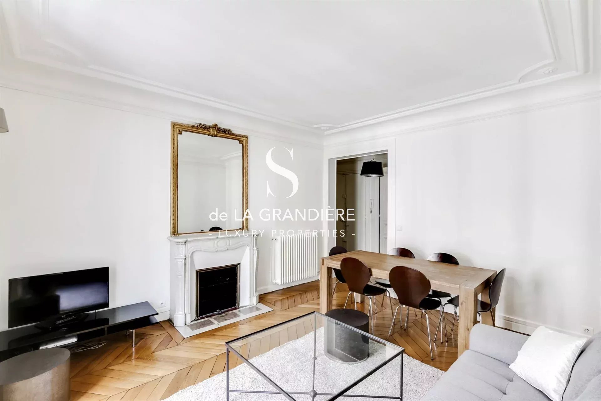 Paris 16ème - rue Pergolèse - 78m2