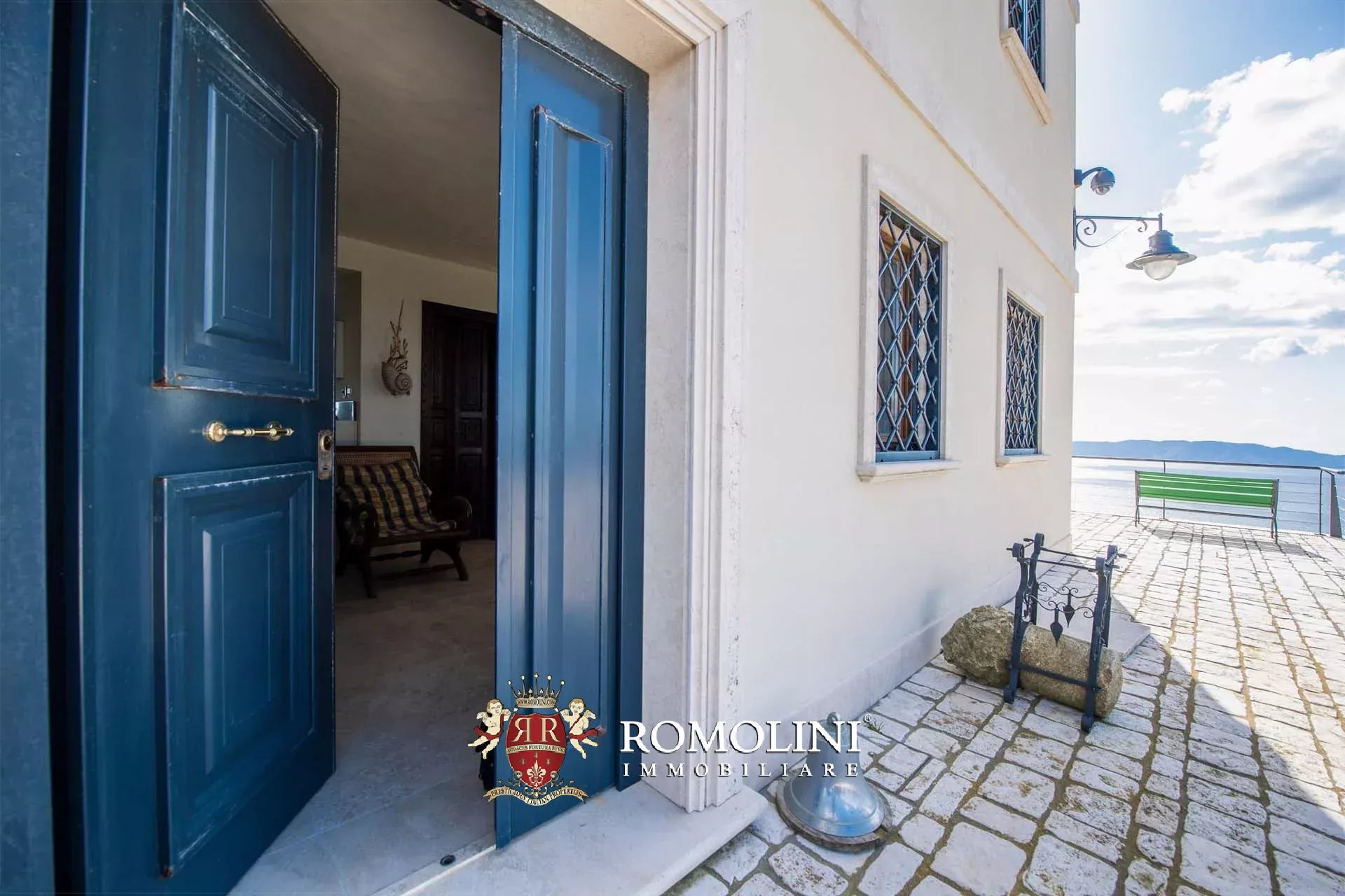 5 Bedroom Villa/Townhouse's Image 34