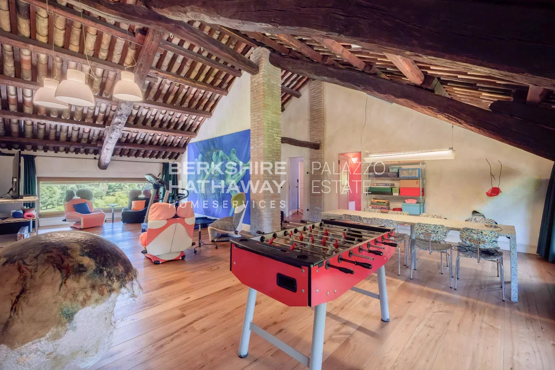 Raffinata Villa Storica Restaurata con Vista sulle Prealpi, a pochi minuti da Varese