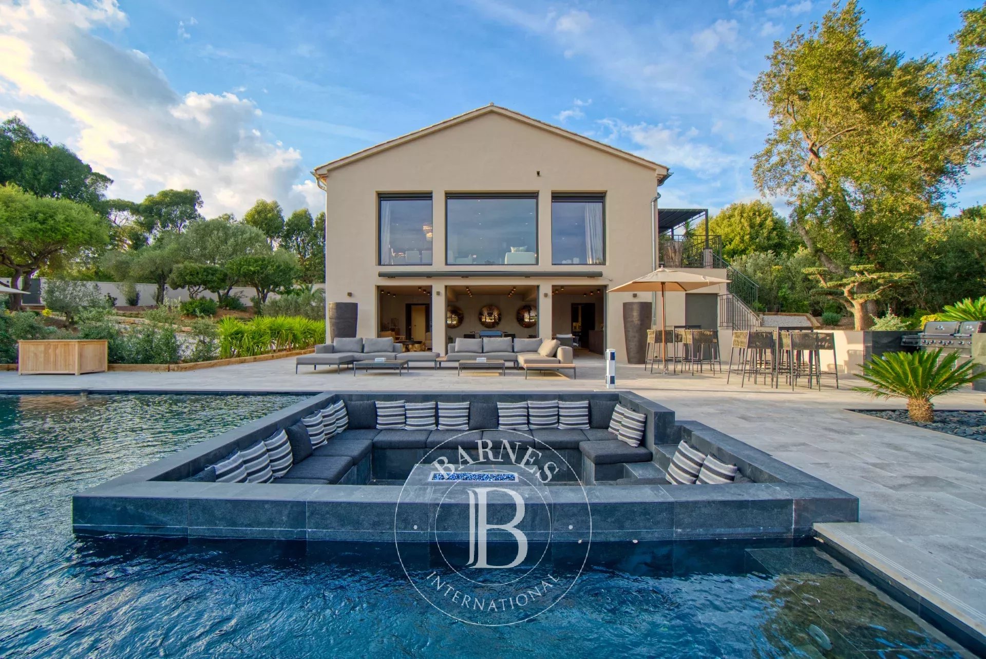 Villa La Croix-Valmer  -  ref 6088196 (picture 1)