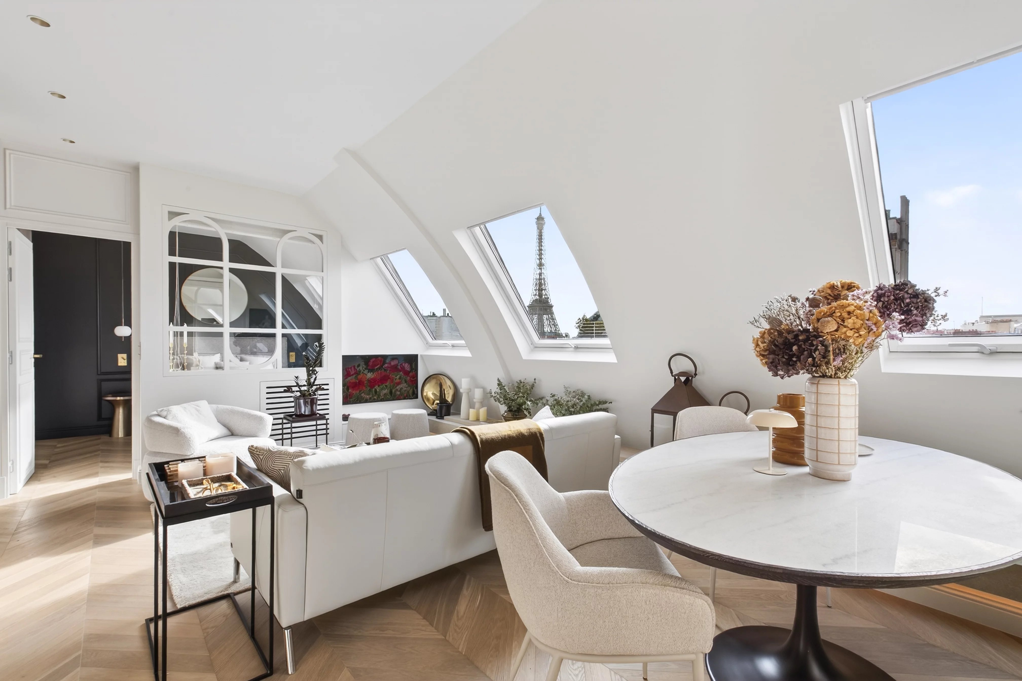 Perfect Pied-à-Terre with Eiffel Tower views