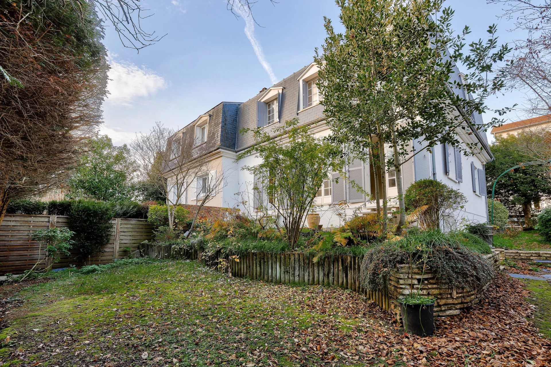Saint-Cloud - MARCHÉ DES AVELINES