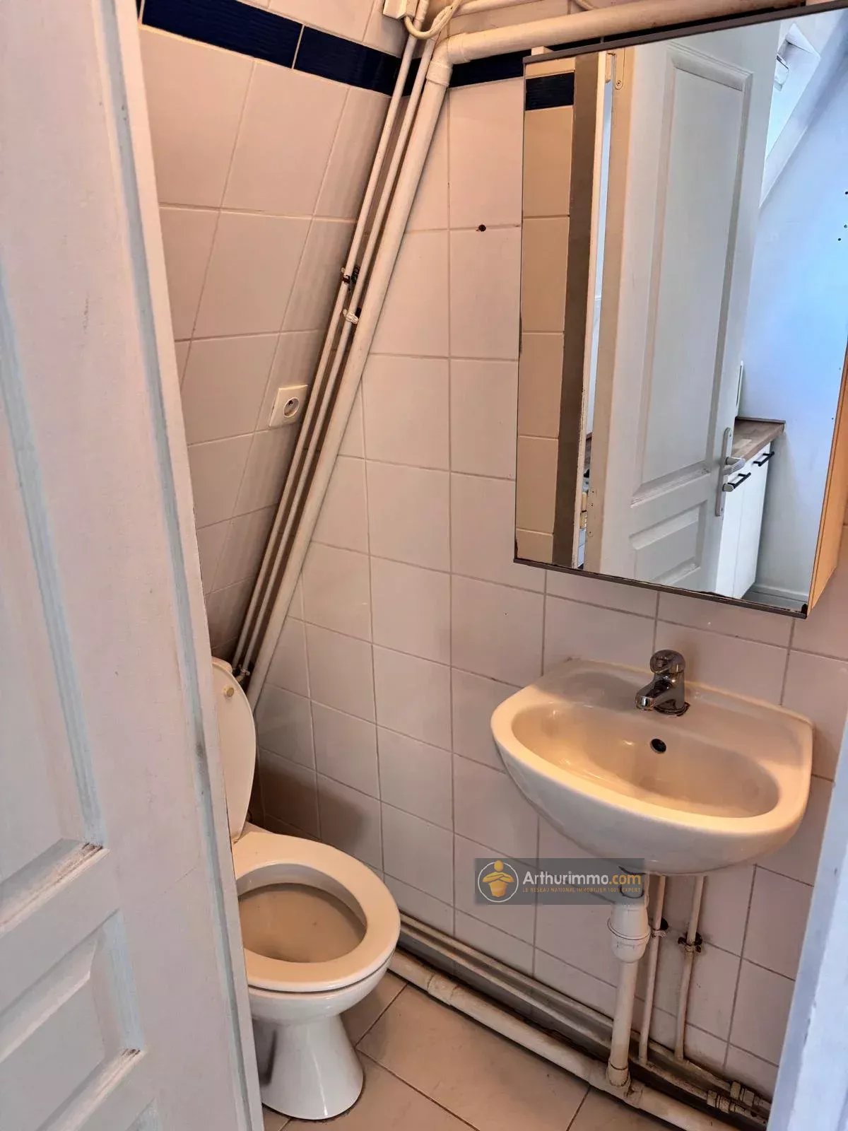 Lot de deux chambres de bonne - Photo 5