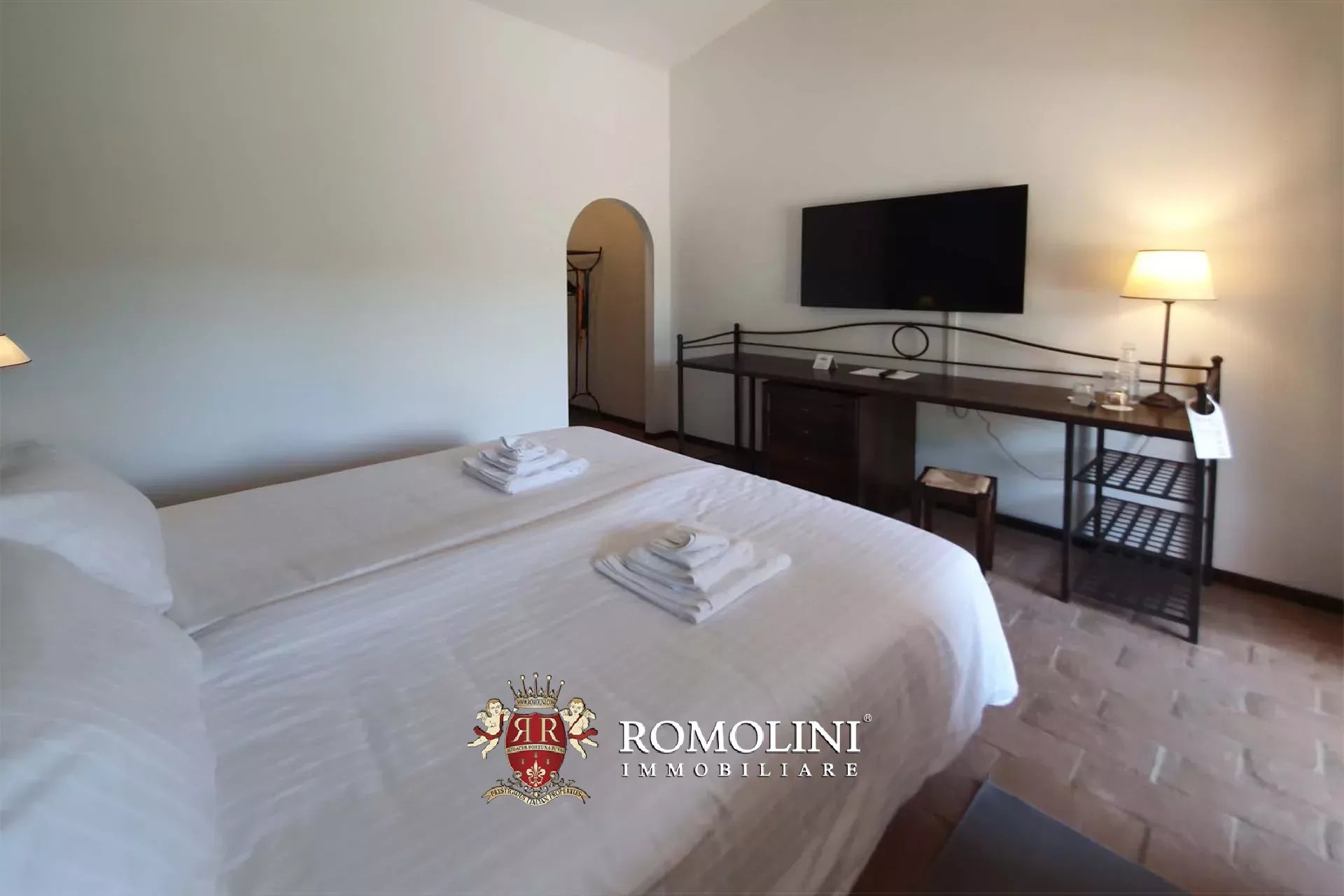 16 Bedroom Villa/Townhouse's Image 28