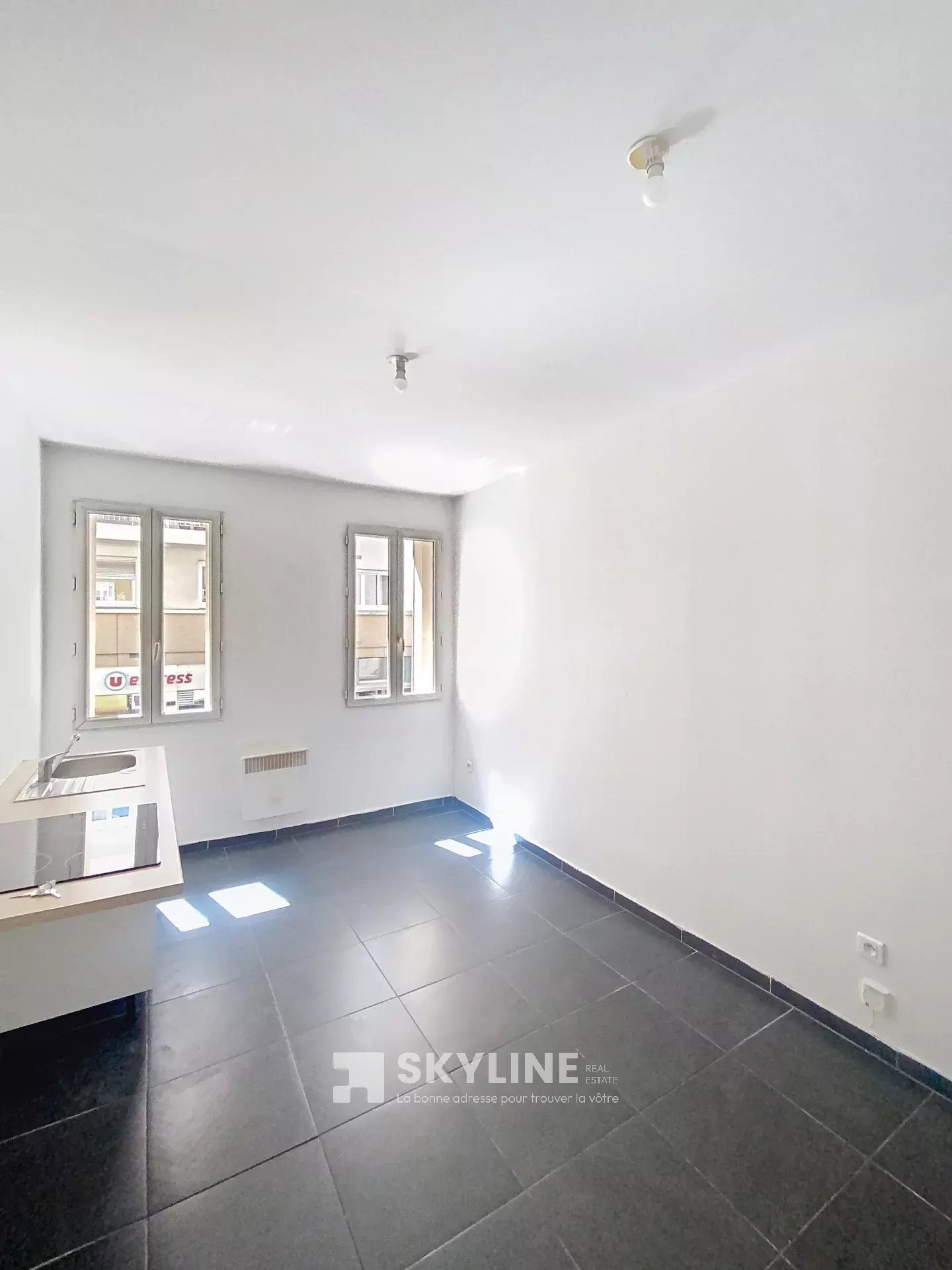 Sale Apartment Marseille 5ème