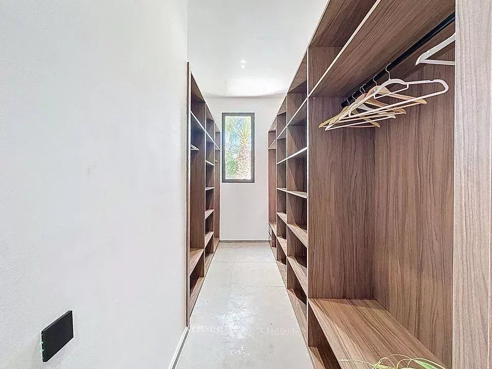 4 Bedroom Villa/Townhouse's Image 18
