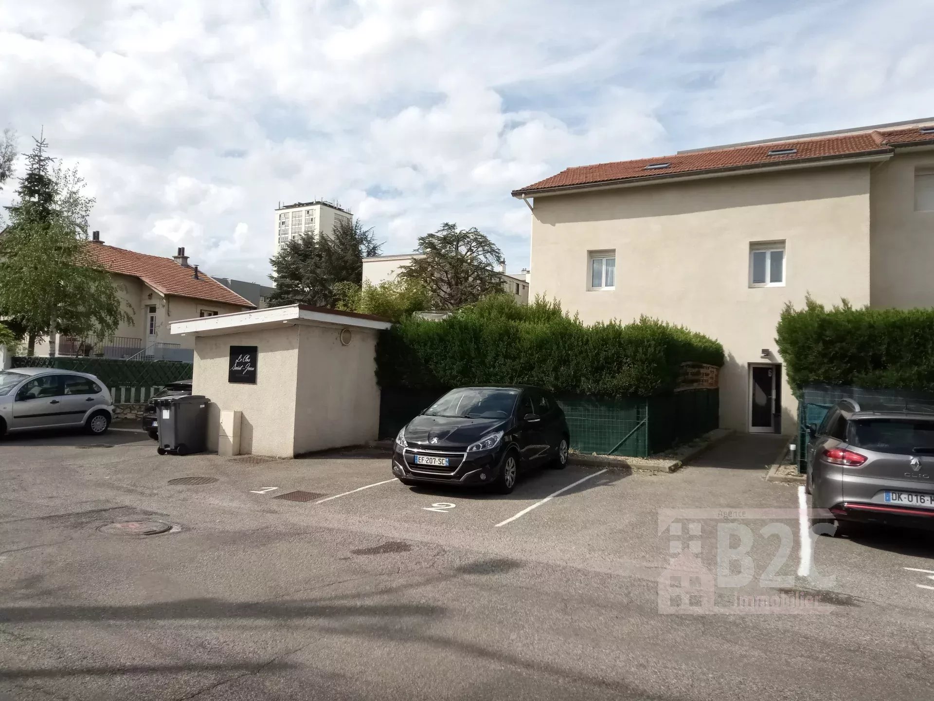 Agence immobilière de 