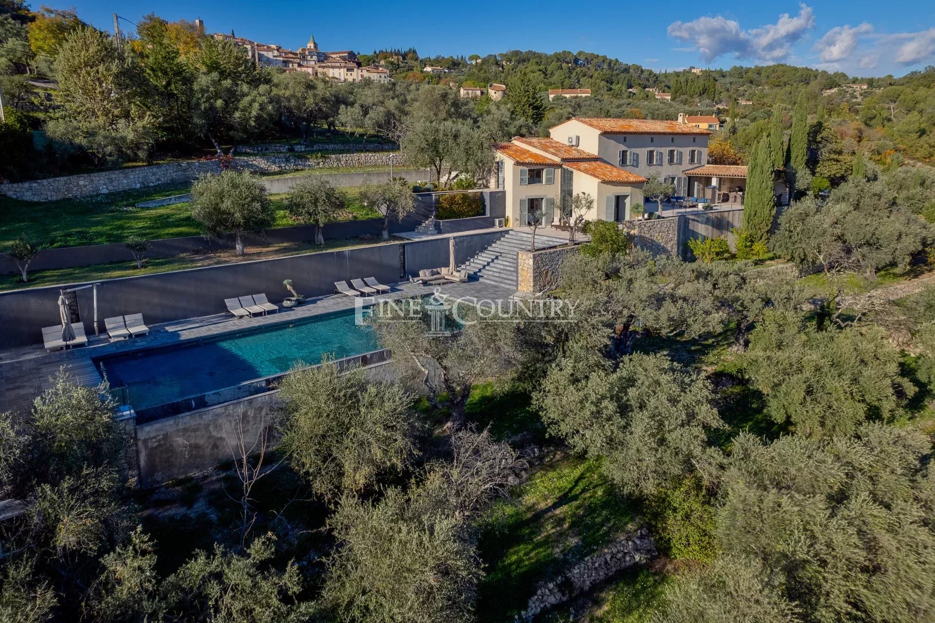 Stone Bastide for sale near Tourrettes village Accommodation in Cannes