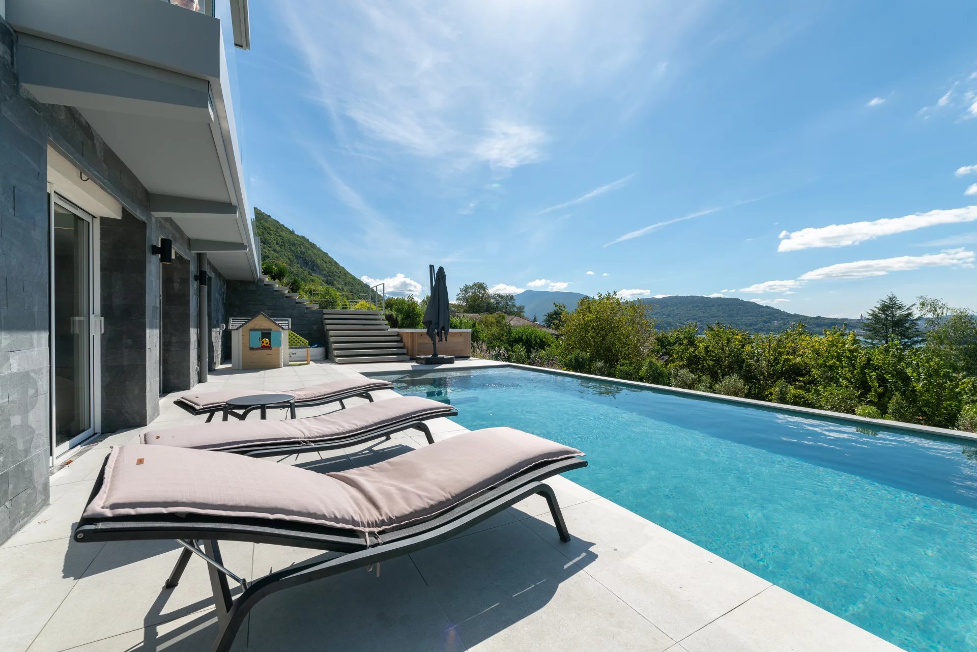 Sale House Annecy-le-Vieux