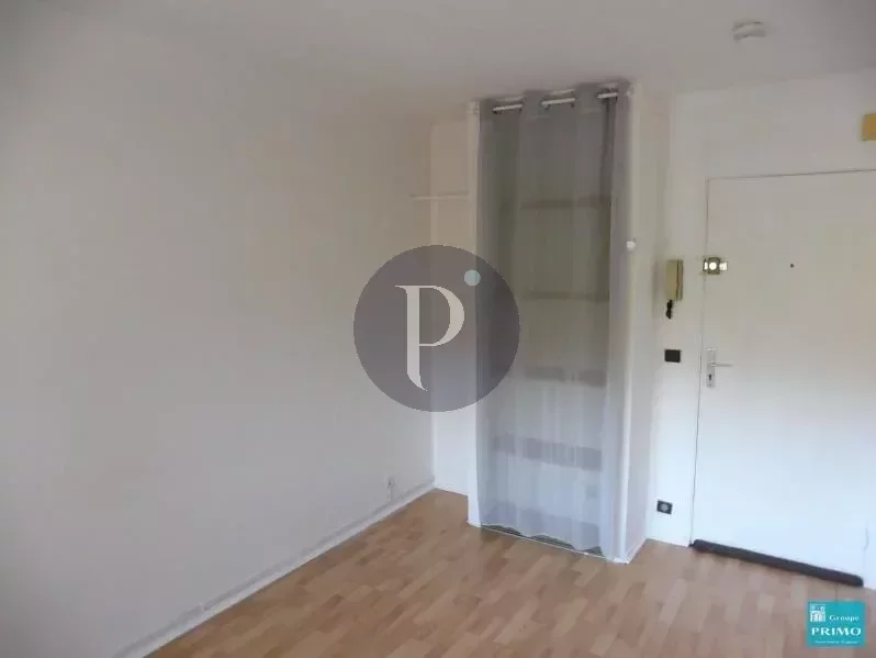 location-appartement-1-piece-verrieres-le-buisson-83870353