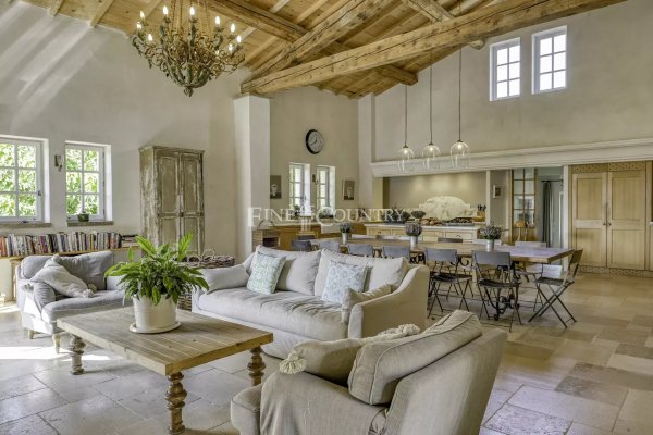 Domaine Rimbaud – Historic Provençal Bastide near Aix-en-Provence — photo 6