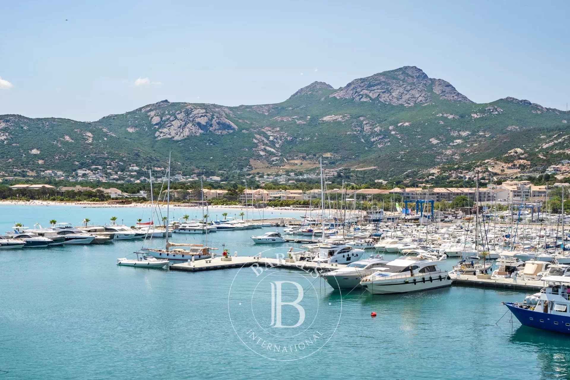 Calvi, exceptional apartment, 3 bedrooms, panoramic sea view