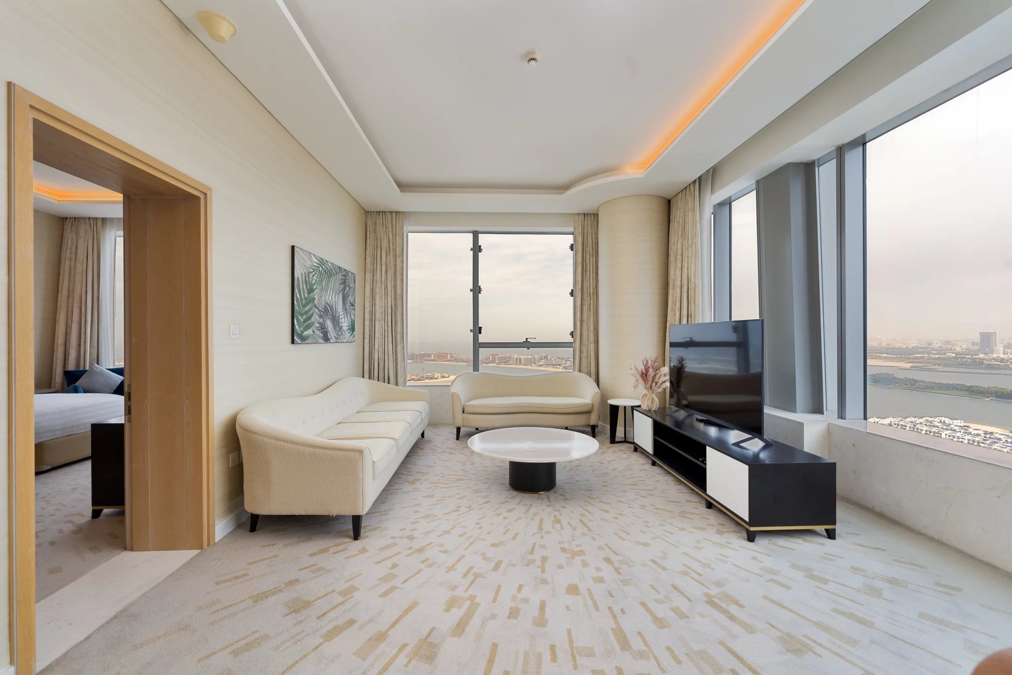 Modern 1-Bedroom Furnished Apartment in Palm Tower