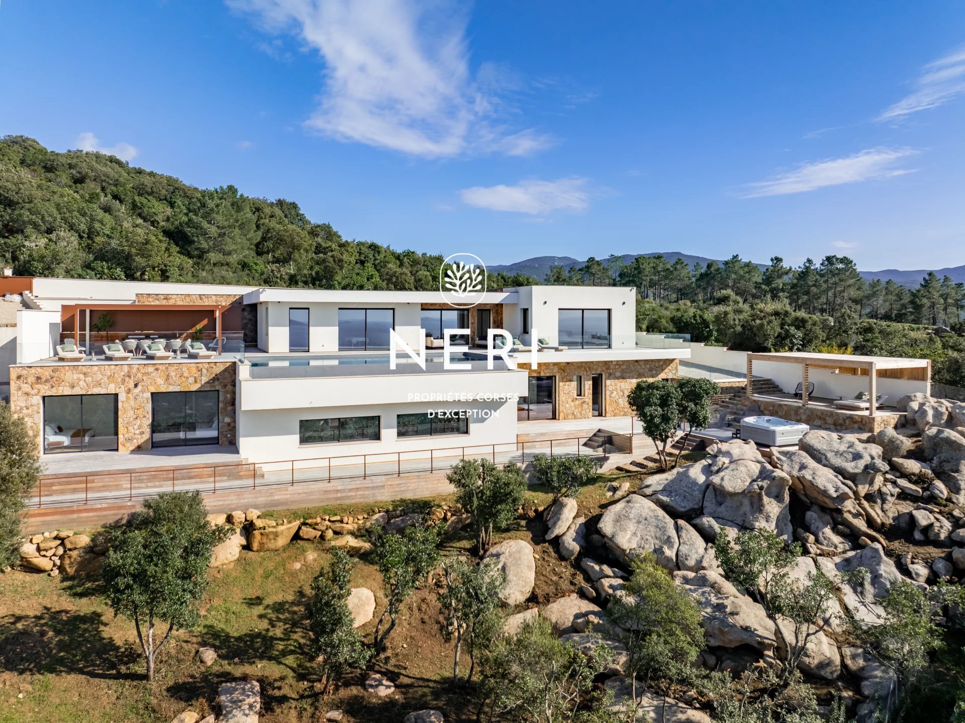 Villa ARIELLE -  Vue mer panoramique, 5 chambres, piscine, jacuzzi